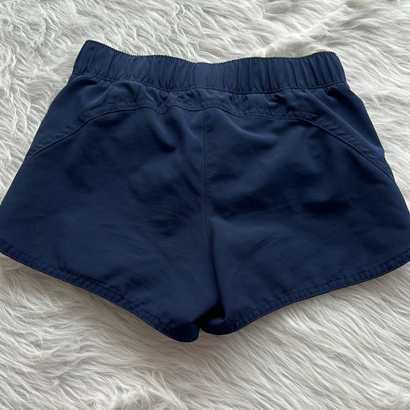 Old Navy Active Athletic Girls Shorts 8 - Picture 3 of 5